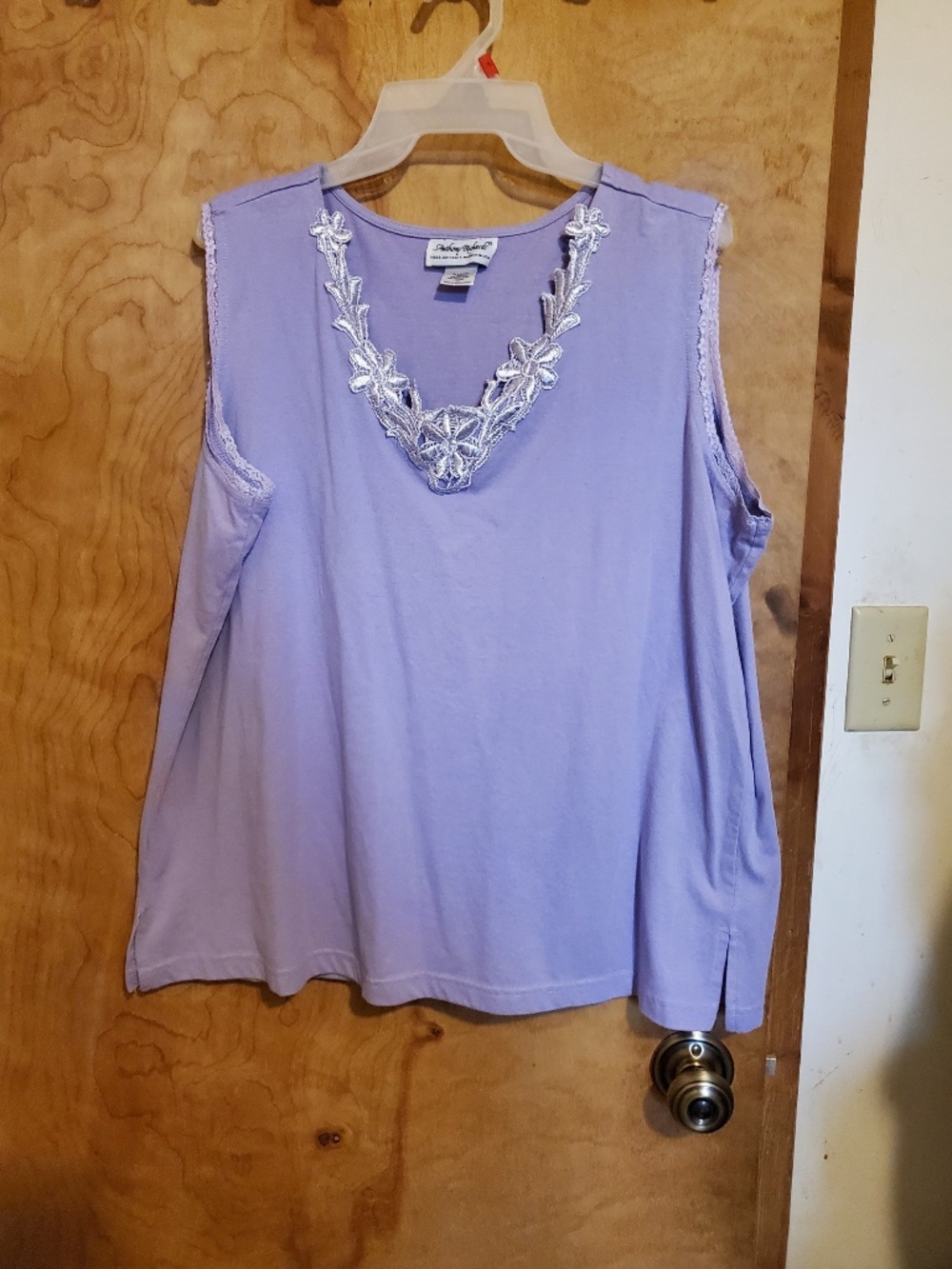 Women's shirt